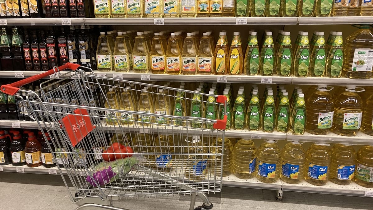 "No se puede descartar colusión": Odecu pidió investigar precios del aceite tras notorio aumento