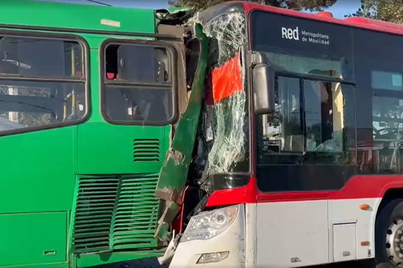 20 pasajeros se encuentran heridos.