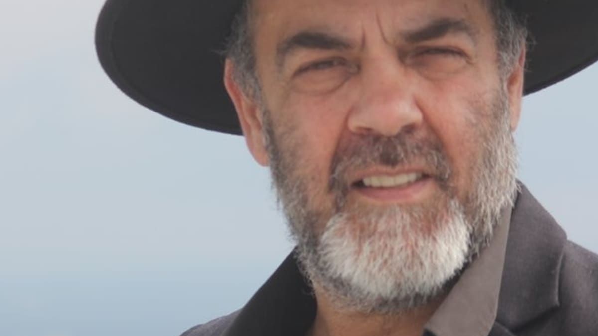 Quién es Óscar Andrade, el cantante de "La dictadura democracia" conocido por la opción del "Rechazo"