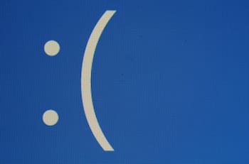 Apagón informático golpea a todo el mundo: ¿Qué hacer si me afecta y me sale un pantallazo azul?