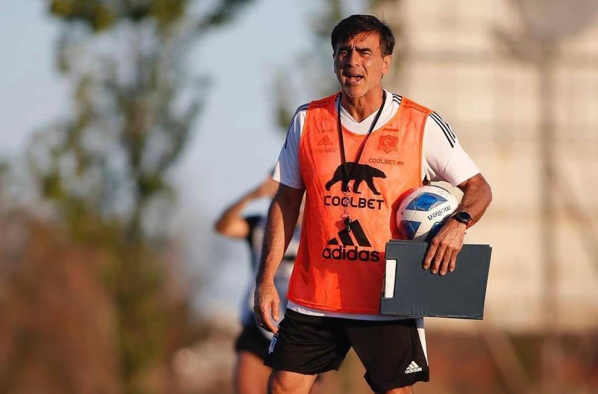 Colo Colo maneja un par de planes B en caso de no poder fichar a Javier Correa