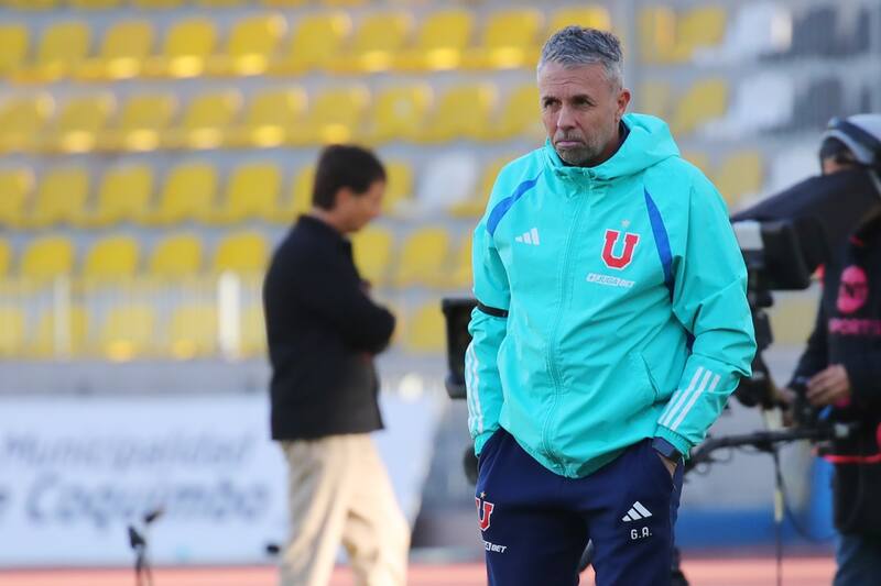 , entrenador de la U.