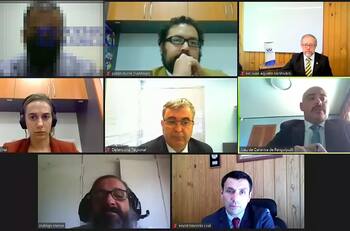 Formalizan por homicidio simple a carabinero que mató a malabarista: piden arresto domiciliario total