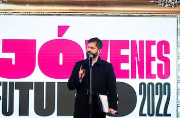 VIDEO | "Me gritan merluzo": Gabriel Boric se refiere a los insultos que recibe ante el proceso del plebiscito de salida