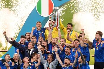 Histórico del fútbol italiano anunció su salida de la Serie A y podría ser compañero de un chileno en la MLS