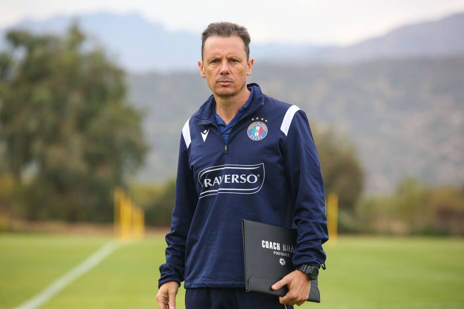 El entrenador argentino tendrá su segunda etapa en el Fútbol Chileno luego de dirigir Unión la Calera en 2021.