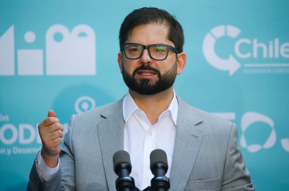 Presidente Gabriel Boric indulta a 10 presos por el Estallido Social y a exmiembro del Frente Patriótico Manuel Rodríguez