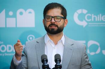 Presidente Gabriel Boric indulta a 10 presos por el Estallido Social y a exmiembro del Frente Patriótico Manuel Rodríguez