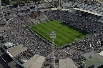 Colo Colo oficializó salida del director de la Inmobiliaria Estadio Colo Colo