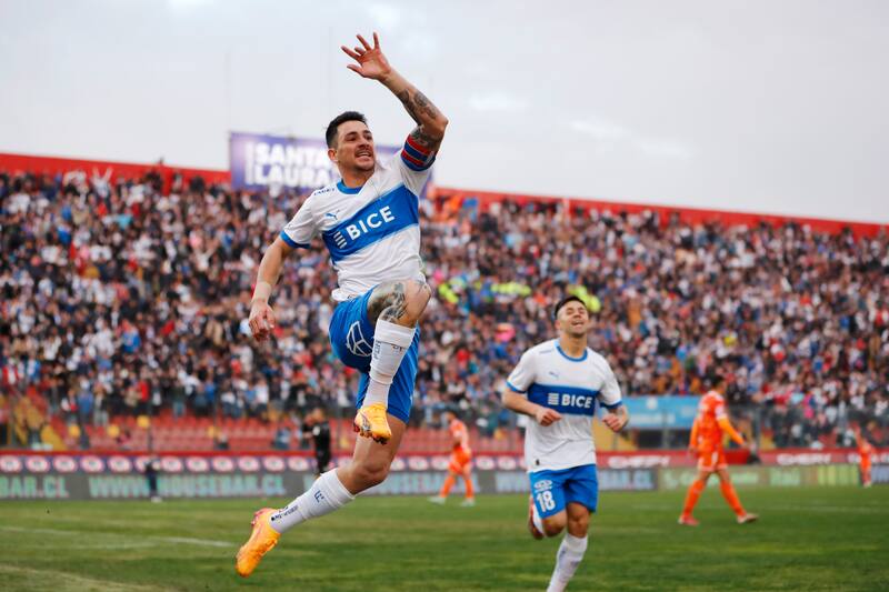 Fernando Zampedri sigue buscando el récord de máximo goleador en la historia de la UC. Foto: Agencia Aton.