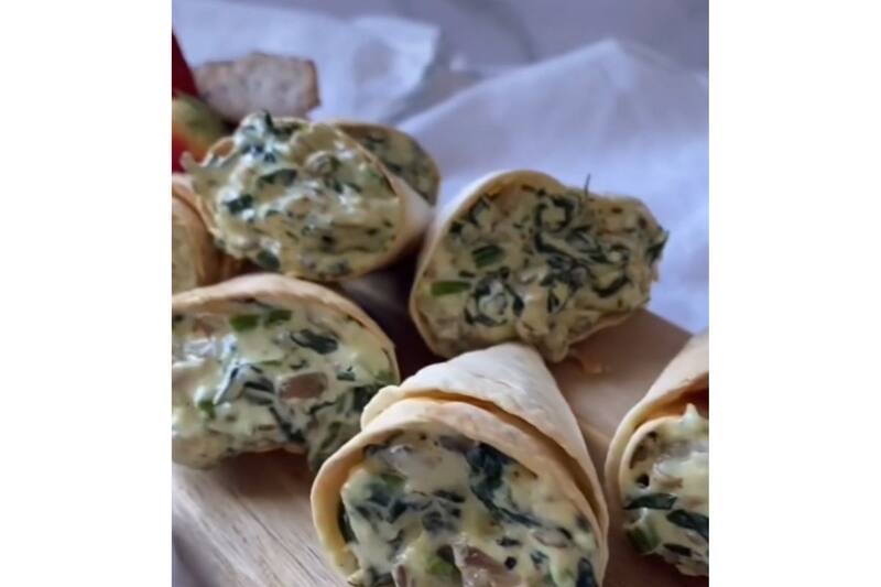 En pocos minutos podrás preparar este snack delicioso.
Créditos: IG @lasrecetasdelacami.