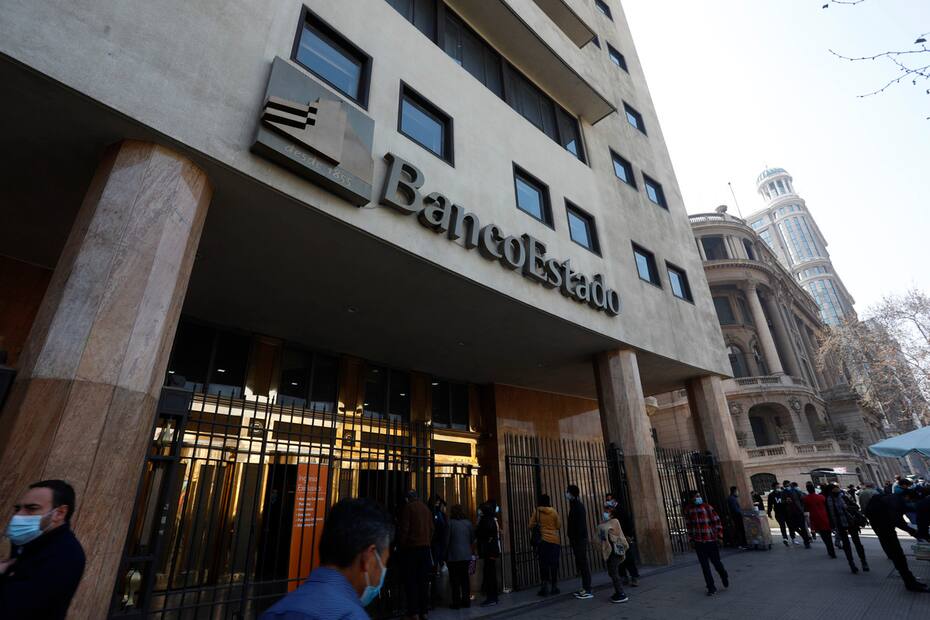 Hay puestos de trabajo en Banco Estado en varias comunas y regiones del país. Créditos: ATON.