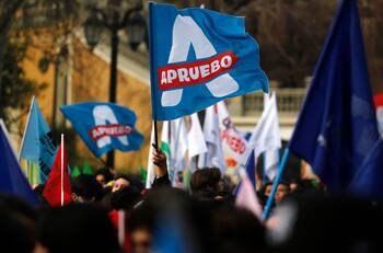 VIDEO | Se registra masiva concurrencia en actividad de cierre de campaña del Apruebo