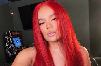 Descubren que Karol G conserva un tatuaje en honor a su expareja, Anuel AA