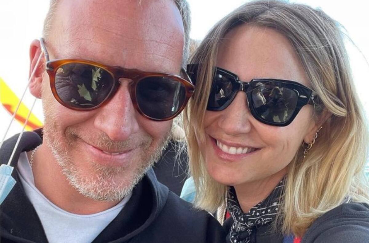 Martín Cárcamo sacó suspiros con romántica foto junto a su polola, Ale del Sante