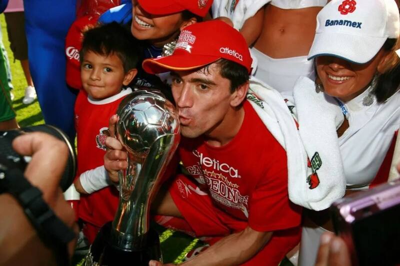 Dos títulos con el Toluca.