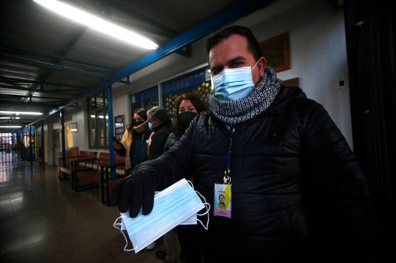 La medida fue tomada por la alerta sanitaria producto de los virus respiratorios. (Crédito: Aton)