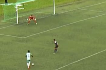 VIDEO | ¡Vaya definición! Manley Clerveaux sigue imparable en Puerto Montt con este golazo en Primera B