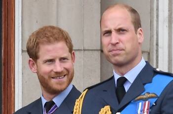 Príncipe Harry reveló el significado del collar que se rompió durante la pelea física con el príncipe William