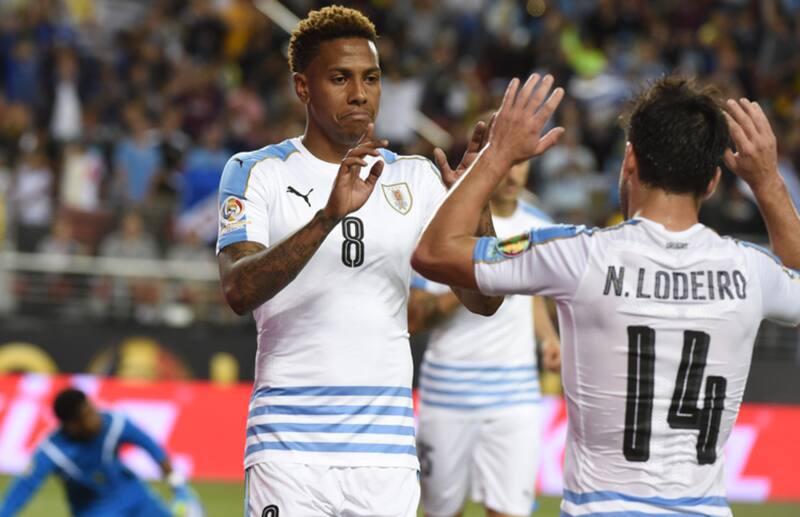 jugando por Uruguay.