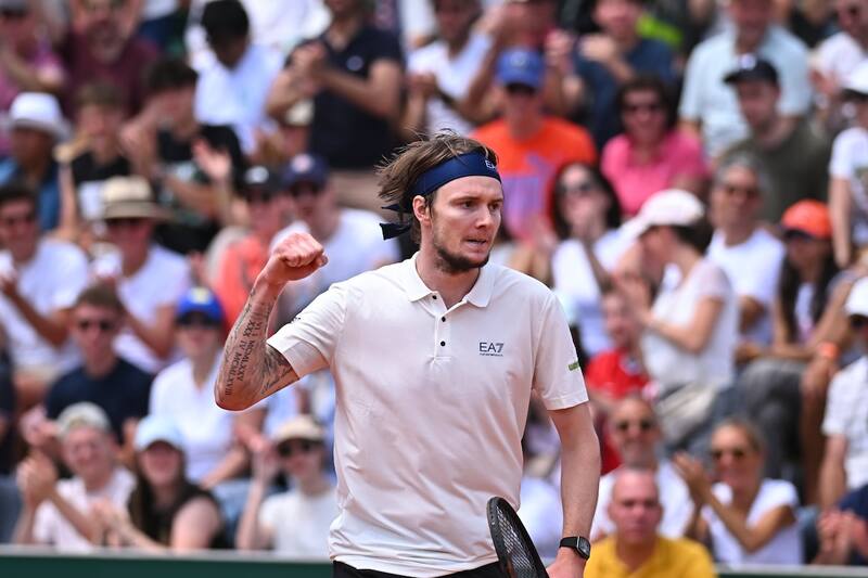 derrotó a Alex de Miñaur en la segunda ronda de Roland Garros. Foto: X - Roland Garros.