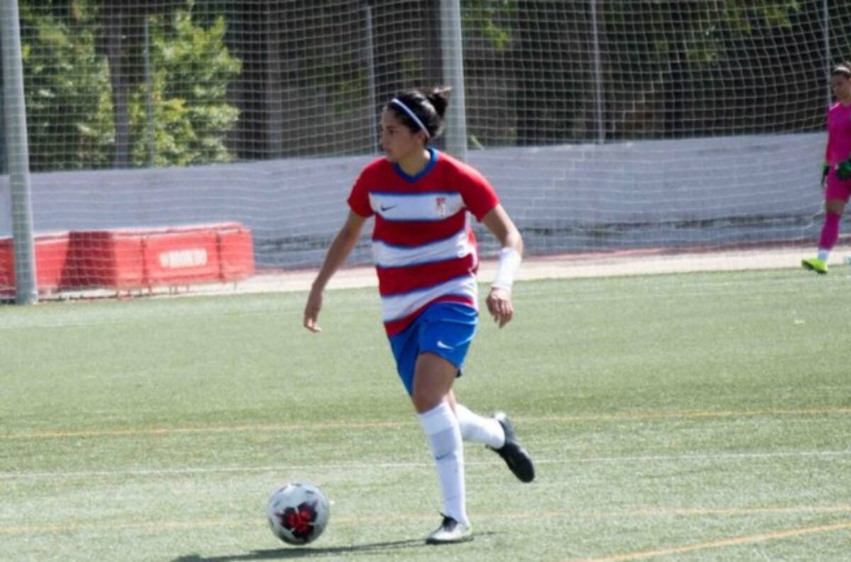 Barbara Santibañez anotó hat trick en remontada del Granada femenino