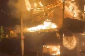 VIDEO | Incendio devora local comercial en la comuna El Bosque