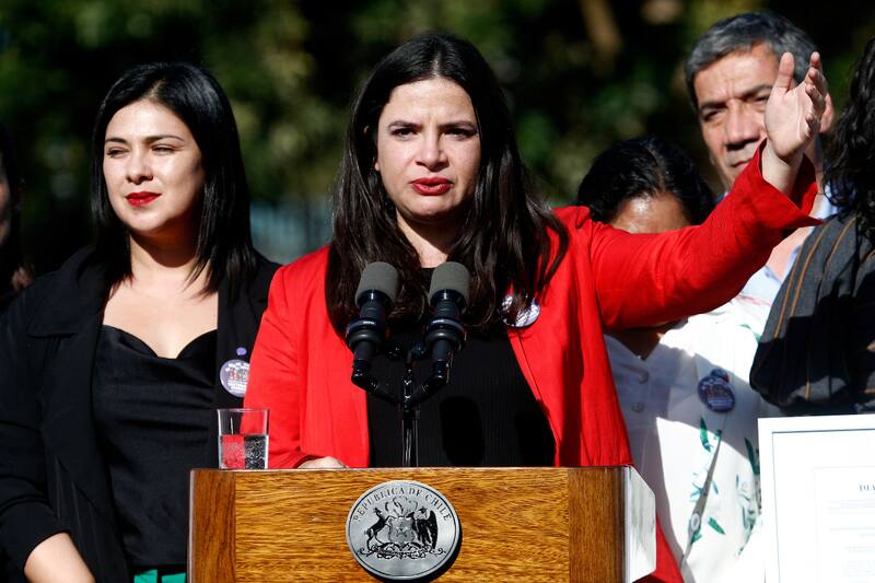 La ministra Antonia Orellana criticó el actuar de Colo Colo con el caso de Jordhy Thompson. (Foto: Agencia Aton)