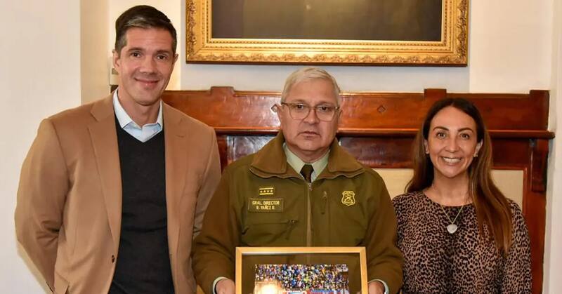 Reunión de Azul Azul y Carabineros