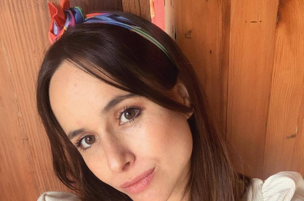 “Vinimos con Aurelio a buscar hojitas para hacer pócima”: Juanita Ringeling muestra cómo sana sus dolores en compañía de su pequeño bebé