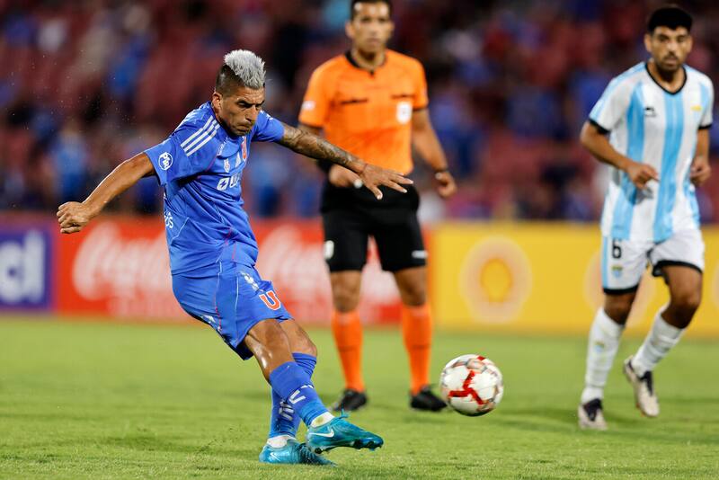 comenzó a recibir críticas y Gustavo Álvarez lo defendió. Foto: Aton.