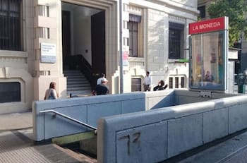 ¿Qué productos hay y cuánto cuestan? Así es Bazar Metro, la nueva tienda oficial de Metro de Santiago