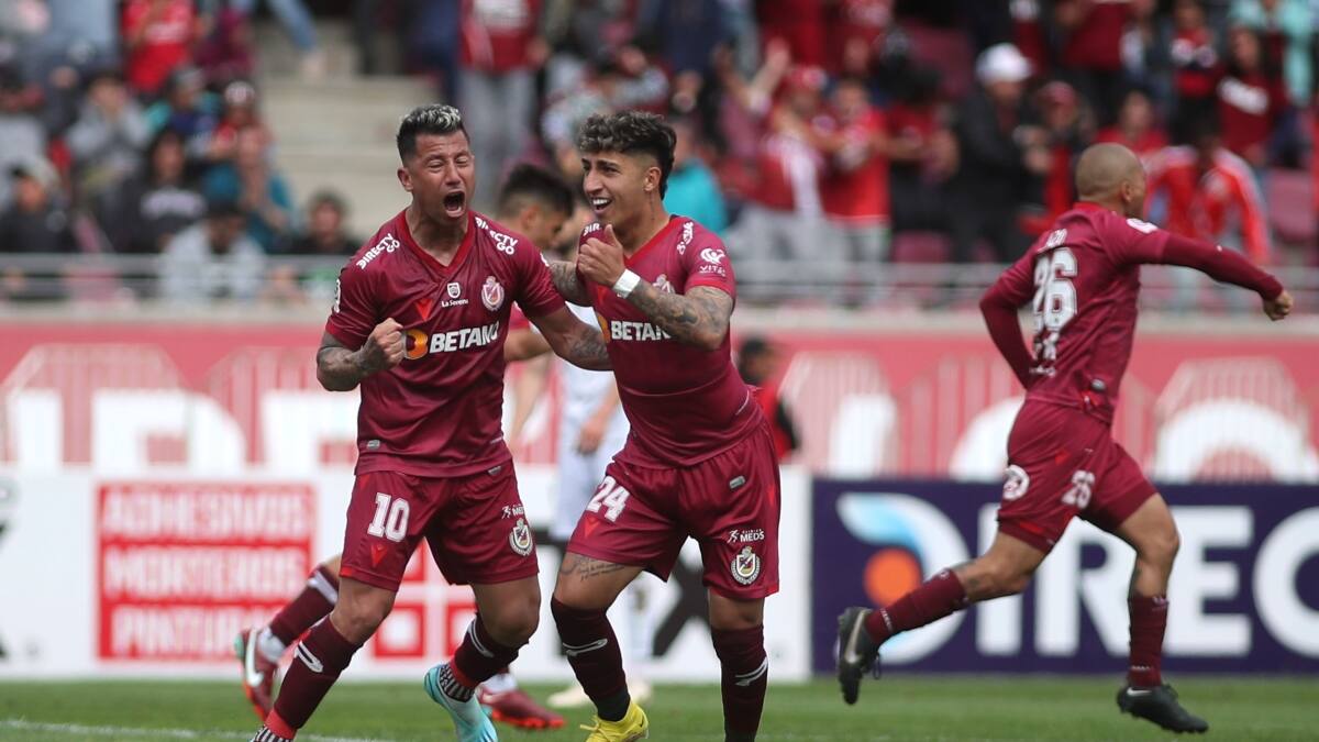 La Serena salió de zona de descenso y metió a Antofagasta, mientras que Coquimbo logró ganar para seguir con vida