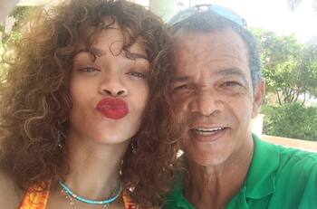 “Ella es hermosa por dentro y por fuera”: El padre de Rihanna reacciona emocionado ante el primer embarazo de su hija