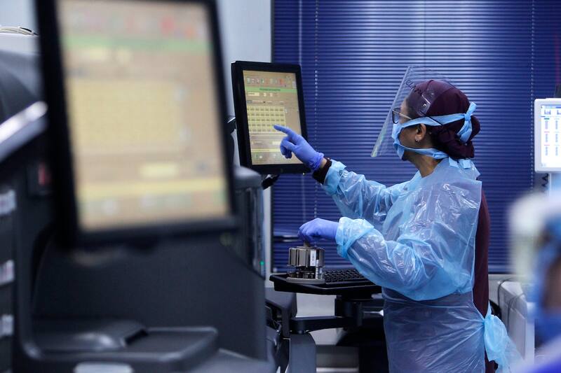 busca detectar a tiempo factores de riesgo que puedan llevar a una persona mayor a una situación de dependencia