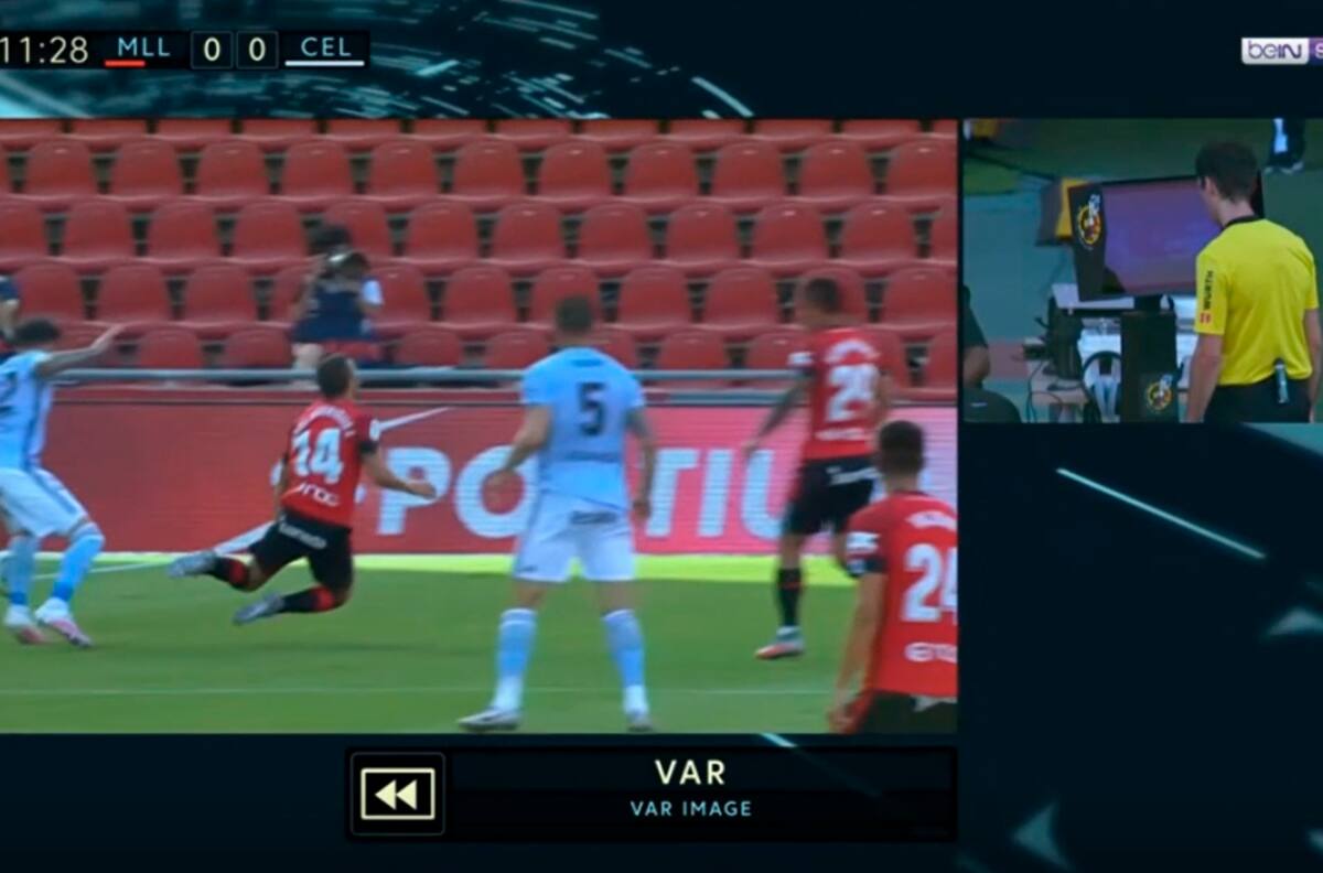 Insólito: Árbitro cobra penal inexistente tras revisión del VAR y Mallorca le gana a Celta