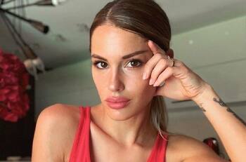 "Haciendo monadas": Gala Caldirola muestra los divertidos bailes de su pequeña hija, Luz Elif, en su cuarentena preventiva