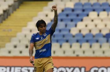 Everton se acordó de ganar: logró su primer triunfo del año con dupla técnica interina