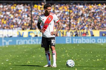 Coquimbo quiere dar el golpe del mercado y fichar a Manuel Lanzini como reemplazante de Luciano Cabral