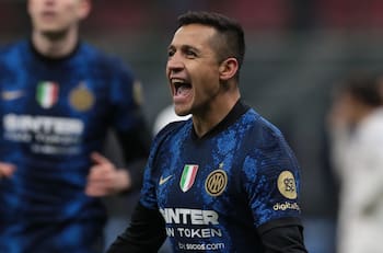 Alexis Sánchez toma ventaja en el Inter de Milán y podría empezar el año como titular ante Bologna