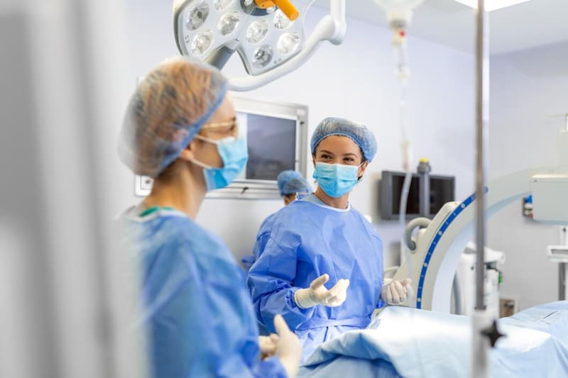 Hospitales chilenos escalan posiciones entre los mejores de Latinoamérica.