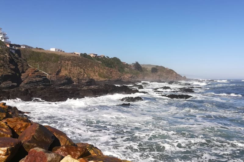 En el lugar, podrás explorar la naturaleza, disfrutar de la variada oferta gastronómica e incluso practicar deportes acuáticos. Créditos: Google Maps.