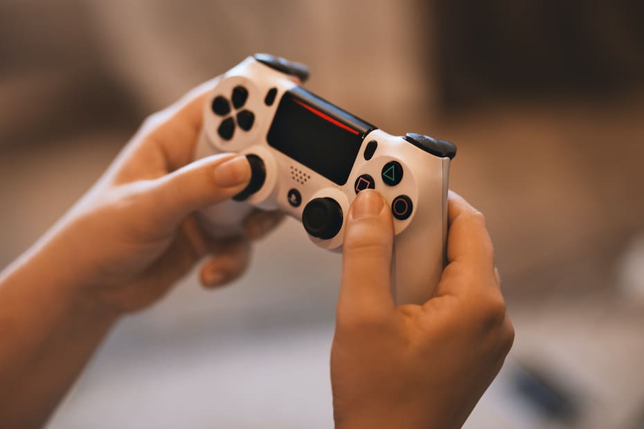 Revisa las novedades de la consola. Créditos: Pexels