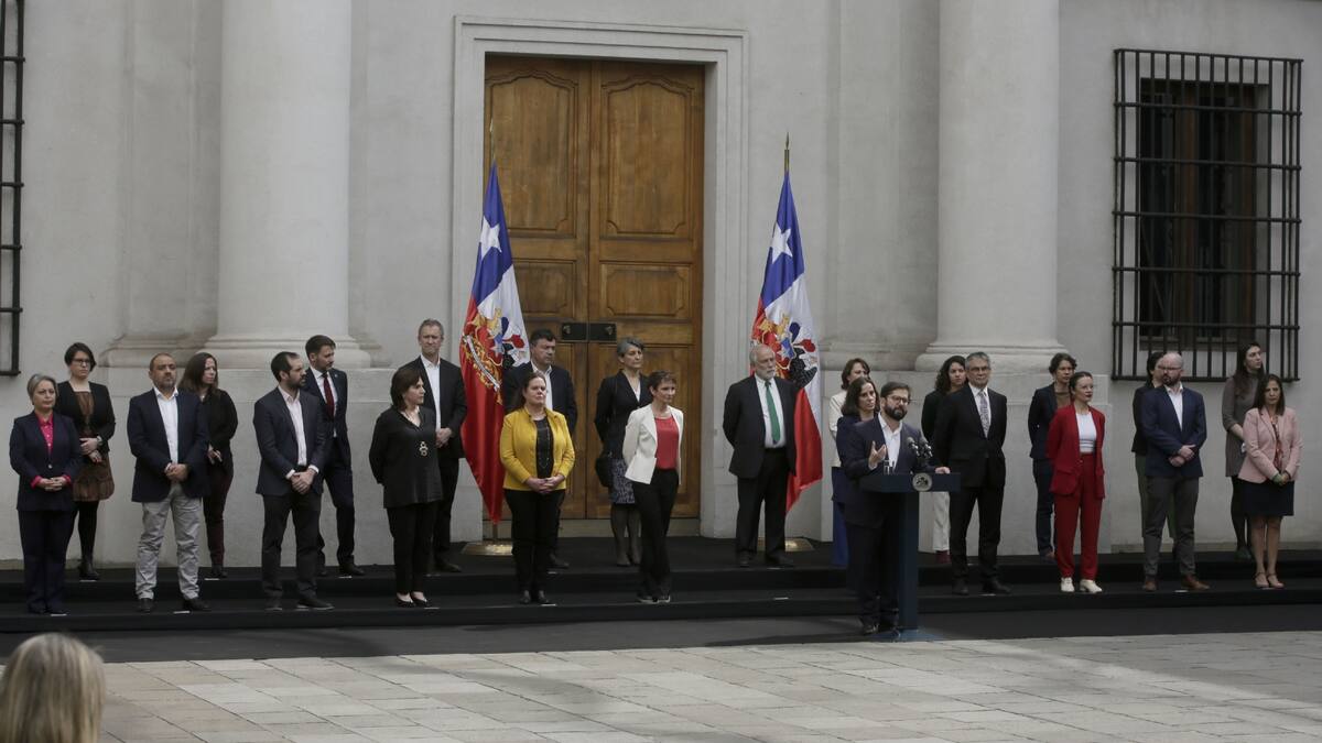 Cambio de Gabinete: Estos son los Ministros que fueron reemplazados y sus nuevas incorporaciones