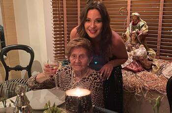 "Aún se me hace súper difícil": Kel Calderón recuerda con emotivo homenaje a su fallecida abuela, Eliana de la Fuente