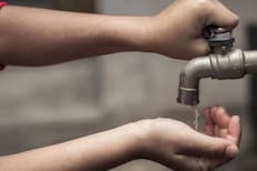 Aguas Andinas lo confirma: Sectores de tres comunas de la RM tendrán corte de agua este martes 6 de enero