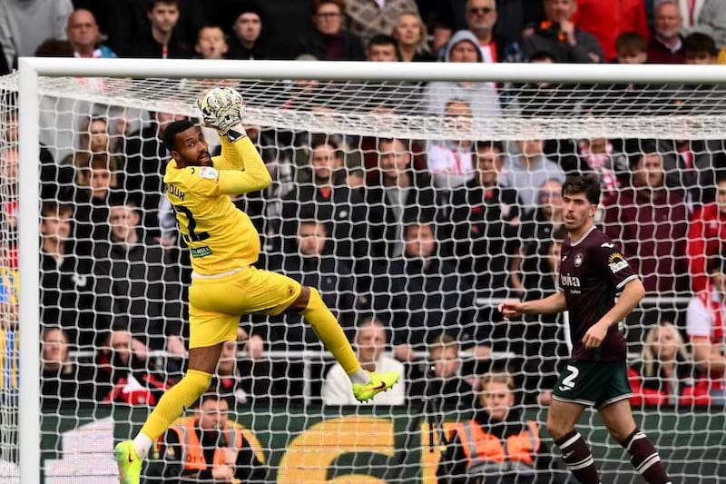 Fue figura pese a caer con el puntero del Championship. Foto: Swansea City