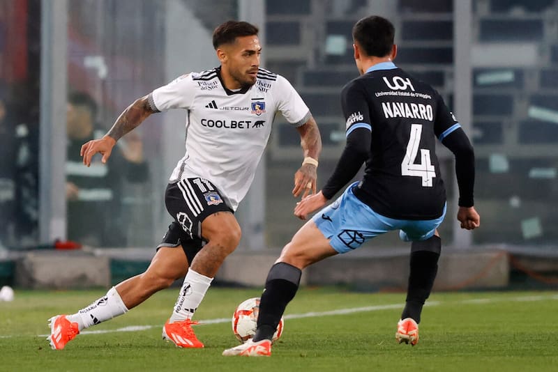El lateral izquierdo perteneciente a Colo Colo estaría cerca de llegar a Wanderers. Foto: Agencia Aton.