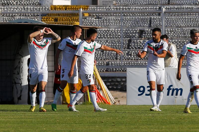 Palestino consiguió un triunfo clave ante Magallanes.
Marcelo Hernandez/Photosport