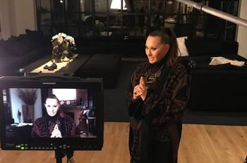 La diseñadora, Donna Karan, contrae Covid-19 tras recibir vacuna